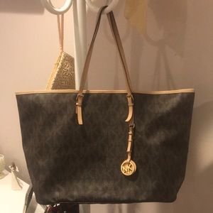 Michael Kors Jet Set Monogram Tote